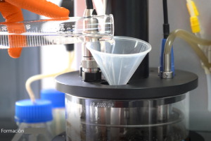 An&aacute;lisis del fraccionamiento de la DQO, relaci&oacute;n de nutrientes y nitrificaci&oacute;n de un proceso de fangos activos de una planta industrial