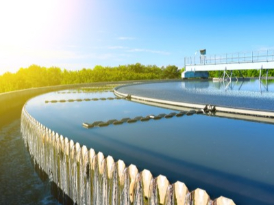 Eficaz, flexible y compacto: tratamiento optimizado con ozono para la eliminaci&oacute;n de microcontaminantes - ProMinent