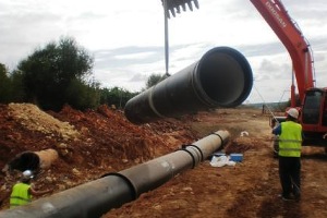 Acuaes recibe 46 ofertas para la ejecuci&oacute;n de un tramo de las obras de mejora del abastecimiento al Plan &Eacute;cija en Sevilla licitadas por 17 millones de euros