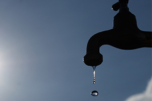 El MITECO lanza ayudas de 200 M€ para digitalizar los abastecimientos urbanos y mejorar la eficiencia en el uso del agua