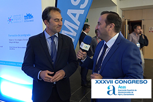 EMASESA nos habla de su "Máster en Tecnologías y Gestión del Ciclo Integral del Agua", en su stand del Salón Tecnológico de AEAS