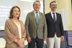 Jesús Maza demanda mayor inversión y asegurar el equilibrio y la financiación para garantizar la sostenibilidad de los servicios de agua urbana