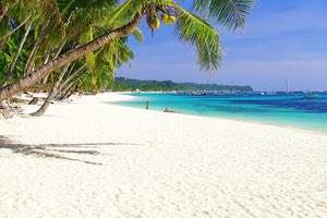 La isla de Borácay elige una desinfección UV sostenible para el tratamiento de aguas residuales
