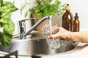 Las tarifas del agua en la Comunidad de Madrid seguirán congeladas por octavo año consecutivo