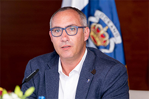 Desaladoras portátiles y buques cisterna garantizarán el suministro de agua agrícola en las zonas afectadas de La Palma