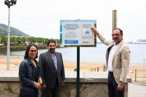Adasa suministra a Getxo su analizador aquaBio para reforzar el seguimiento microbiol&oacute;gico del agua en la playa de Las Arenas