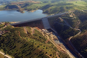 El MAGRAMA licita por 5 millones de euros la explotación de 5 embalses ubicados en las provincias de Córdoba, Ciudad Real y Albacete