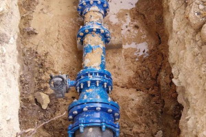 Benidorm ejecuta obras en la red de agua potable para mejorar la monitorizaci&oacute;n hidr&aacute;ulica en Poniente