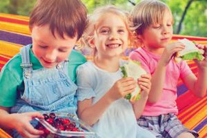 Una guía sobre alimentación infantil del Hospital de Sant Joan de Déu recomienda el consumo de agua del grifo