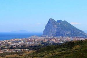 El Gobierno andaluz blinda el suministro de agua a más de 90.000 habitantes de La Línea y San Roque en Cádiz