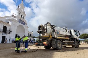 Aqualia prevé un consumo de 53 millones de litros de agua en El Rocío, un incremento del 10% respecto al año anterior