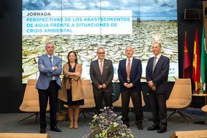 EMASESA reúne a gestores públicos y expertos para poner en común estrategias que garanticen el abastecimiento ante crisis ambientales