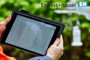 La SmartBlue App de Endress+Hauser, para un acceso cómodo y seguro a sus equipos