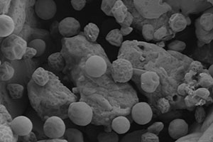 Investigadores de la UHU crean un material capaz de limpiar metales pesados del agua en 8 horas