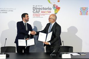 Cox y CAF firman una financiación verde de $30M para acelerar la transición energética en América Latina y Caribe