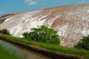 La CE pide a España que respete las normas en materia de residuos de industrias extractivas y agua