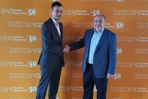 Hidraqua y la UV desarrollan un estudio de I+D+i para mejorar la sostenibilidad en el tratamiento de aguas residuales