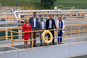 Hugo Morán preside la firma del convenio para la construcción de la conducción alternativa del Canal Bajo del Añarbe con 36 M€ de inversión