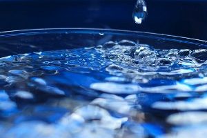 Análisis de radiactividad natural en aguas de consumo