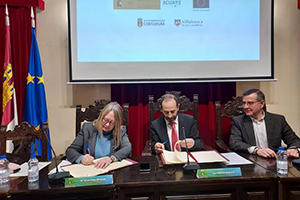 ACUAES y Consuegra firman un convenio de colaboración para ejecutar las obras de incorporación de caudales a la EDAR municipal