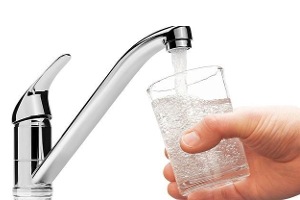 Jaén es la capital andaluza con la tarifa de agua más baja de Andalucía