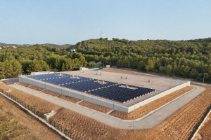 El CAT inaugura el primer dep&oacute;sito energ&eacute;ticamente aut&oacute;nomo de su red