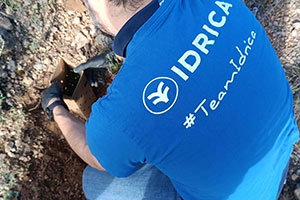 Idrica refuerza su compromiso con la sostenibilidad reforestando un bosque en Pedralba (Valencia)