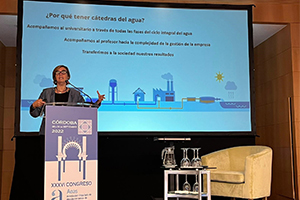 La Cátedra Aguas de Valencia presenta en AEAS su impacto positivo en el sector del agua