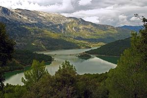 ACCIONA monitorizará en tiempo real más de 220 puntos de la cuenca del CH del Guadalquivir con tecnología de Schneider Electric