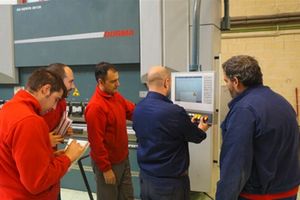 La formación y la polivalencia de sus empleados, claves para Toro Equipment
