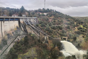 Canal de Isabel II desembalsa agua de cinco de sus presas para mantener la seguridad hidrol&oacute;gica ante las intensas lluvias