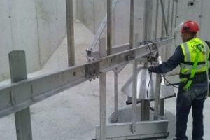 TecnoConverting Engineering suministra 3 rascadores classic para una refinería en Polonia