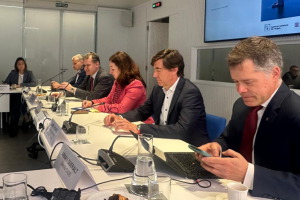 Generalitat se re&uacute;ne con representantes de la Uni&oacute;n Europea para explorar la financiaci&oacute;n de las nuevas f&aacute;bricas de agua