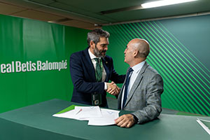El Betis se adhiere a la Alianza StepbyWater para impulsar su compromiso con la sostenibilidad hídrica
