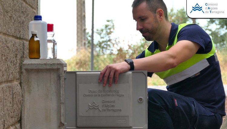 El CAT incorpora pulseras inteligentes para proteger a sus operarios de los golpes de calor