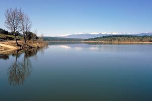 Los embalses madrileños comienzan el año hidrológico 7,7 puntos por debajo de la media de los últimos 30 años