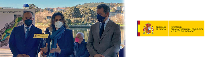 Teresa Ribera destaca el proyecto de regeneración ambiental de la ría de O Burgo como un emblema en la conservación de los espacios de dominio público en el litoral