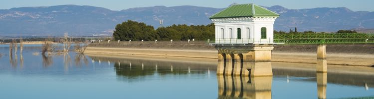 La CH del Ebro licita la actuación de mantenimiento de los órganos inferiores del desagüe del embalse de La Sotonera en Huesca