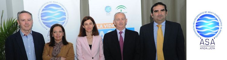 El sector andaluz del agua y la Junta presentan en Málaga una campaña conjunta de consumo responsable