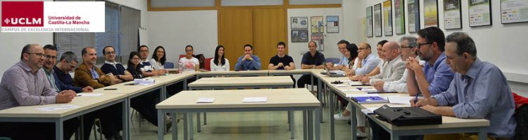 Investigadores de la UCLM desarrollan una tecnología para eliminar contaminantes industriales en aguas y suelos