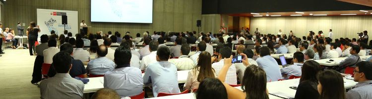 El Gobierno de Perú reivindica la colaboración de todo el sector para aumentar la cobertura de saneamiento en el país