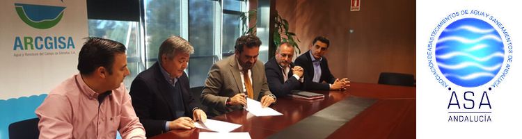 ARCGISA y ACOSOL firman un nuevo acuerdo para el suministro de agua potable en la Costa del Sol occidental