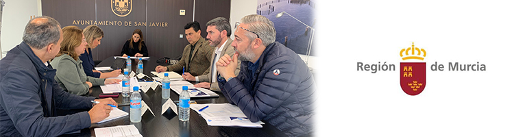 La Región de Murcia prevé destinar 11 M€ en 2023 para continuar con los trabajos de retirada de biomasa y ova del Mar Menor