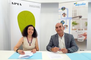 APIA y Aqualia se alían por una comunicación ambiental veraz