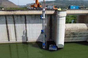 La CH del Júcar instala una multitoma en el embalse de Bellús para mejorar la explotación del embalse