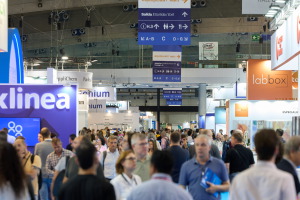 Expoquimia cierra una edici&oacute;n reforzada como foro de encuentro industrial