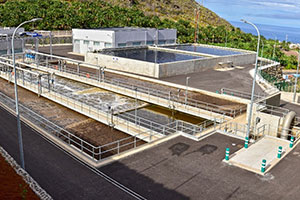 Un estudio confirma la eficacia de depuradoras con tecnología MBR para retener microplásticos del agua residual