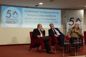 Juan José Salas "el Médico del Agua", cierra el ciclo de conferencias con motivo del 50 Aniversario de EMACSA
