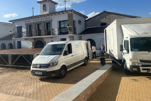 Canal de Isabel II suministra más de 30.000 litros de agua potable a poblaciones afectadas por la DANA