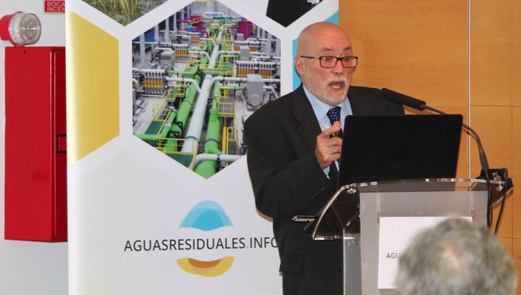 Charlamos con Rafael Mantecón, sobre la Ordenanza Municipal de Vertidos y su adaptación a los tiempos actuales; contaminación emergente, toallitas, fármacos, drogas, etc…